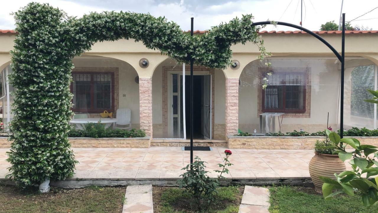 Best Summer Vacation Nea Kallikrateia Exterior foto